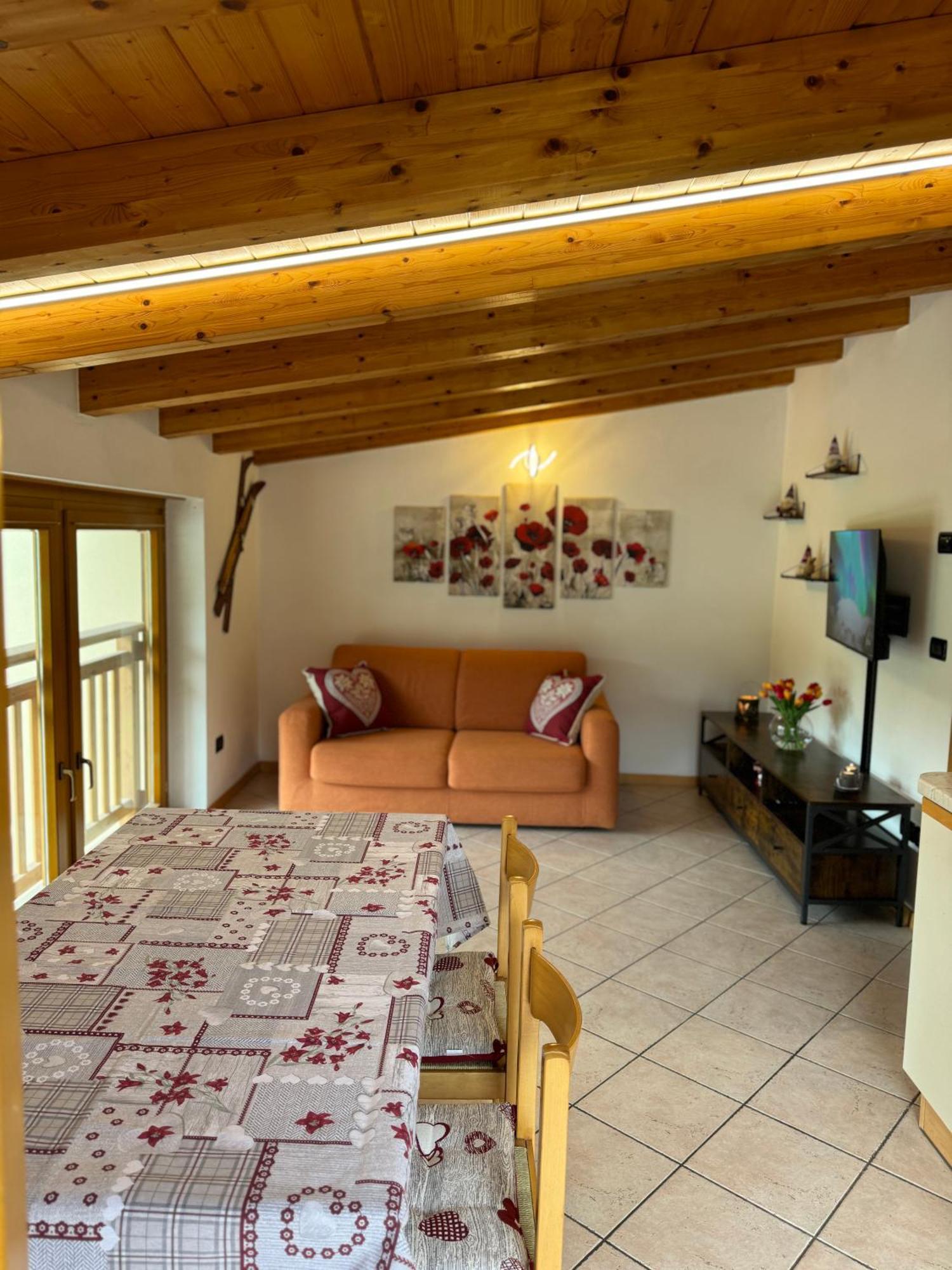 Bilocale Baciato Dal Sole Apartment Andalo Bagian luar foto